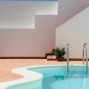 https://surfers-retreat.hotelsfuerteventura.org
